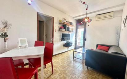 Living room of Flat for sale in  Barcelona Capital  with Air Conditioner