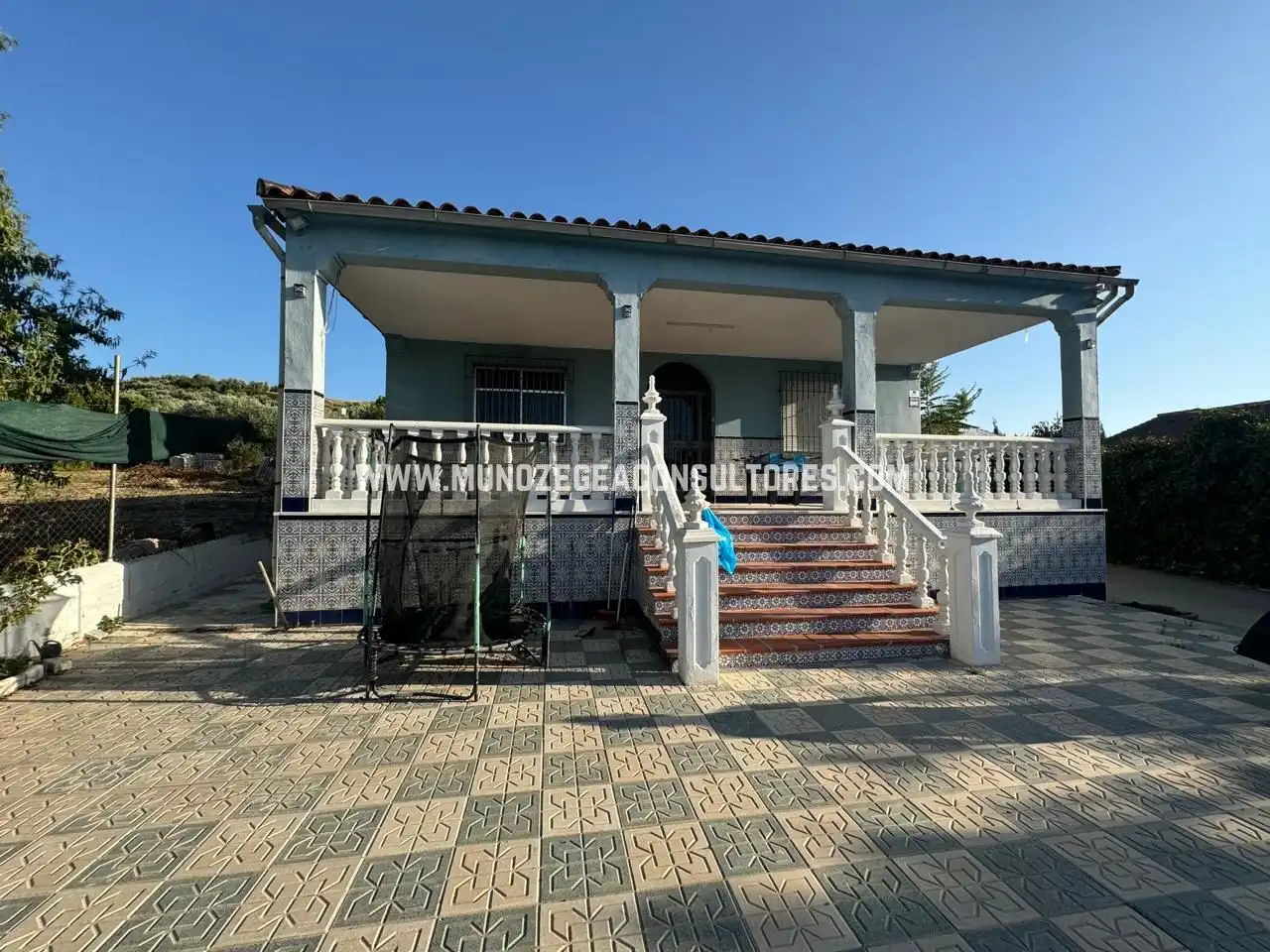 Vista exterior de Casa o chalet en venta en Lucena con Jardín privado y Piscina