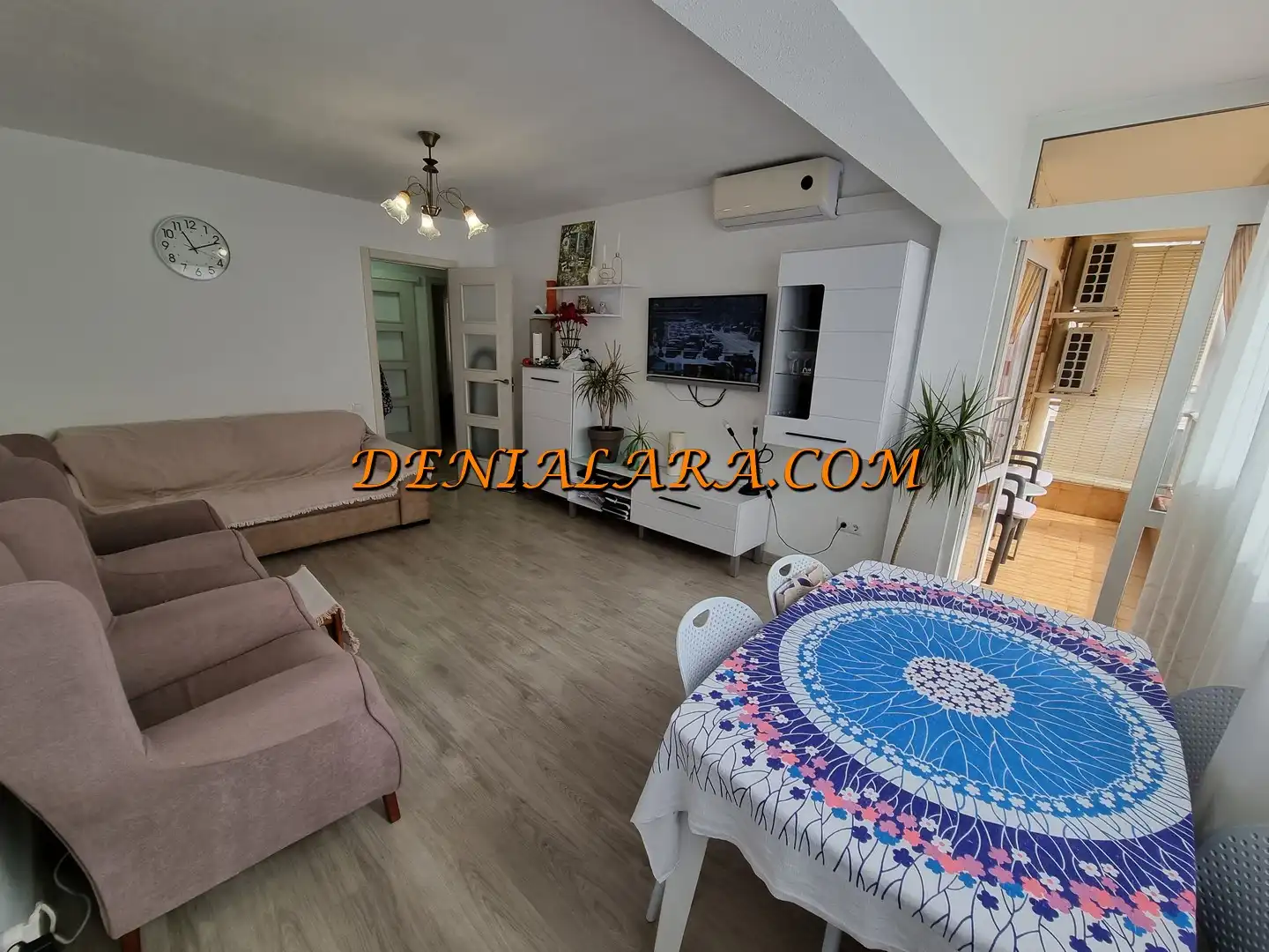 Living room of Flat for sale in Dénia  with Air Conditioner, Terrace and Furnished