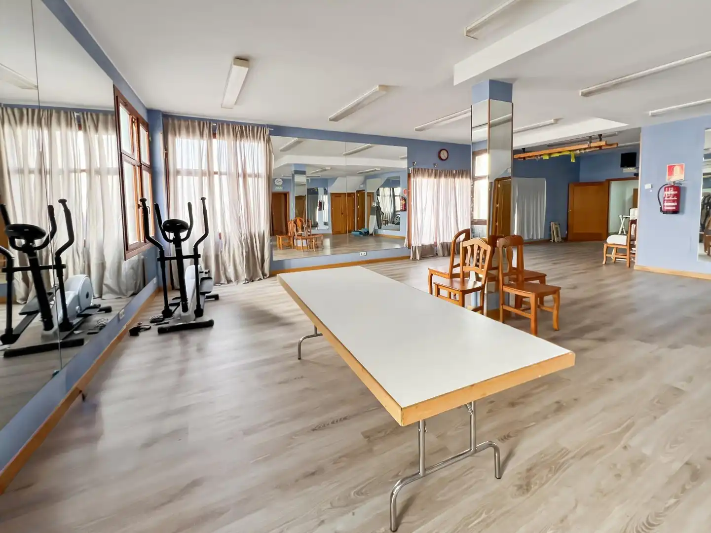 Country homes for sale in Buitrago del Lozoya  with Air Conditioner and Alarm