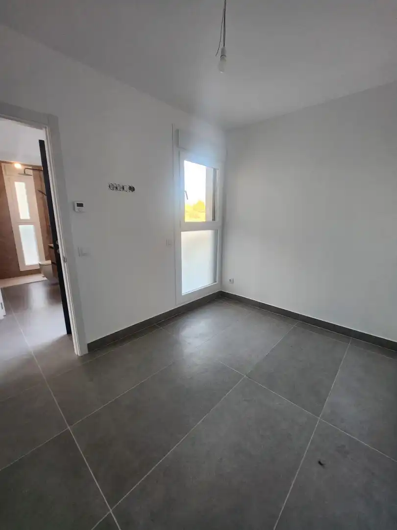 Dormitori de Casa adosada en venda en Villalbilla amb Calefacció, Jardí privat i Terrassa