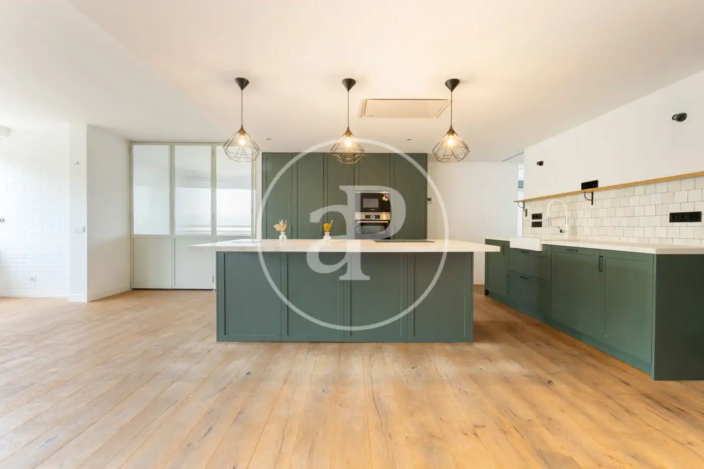 Cocina de Piso en venta en Madrid con Aire acondicionado, Calefacción y Jardín privado