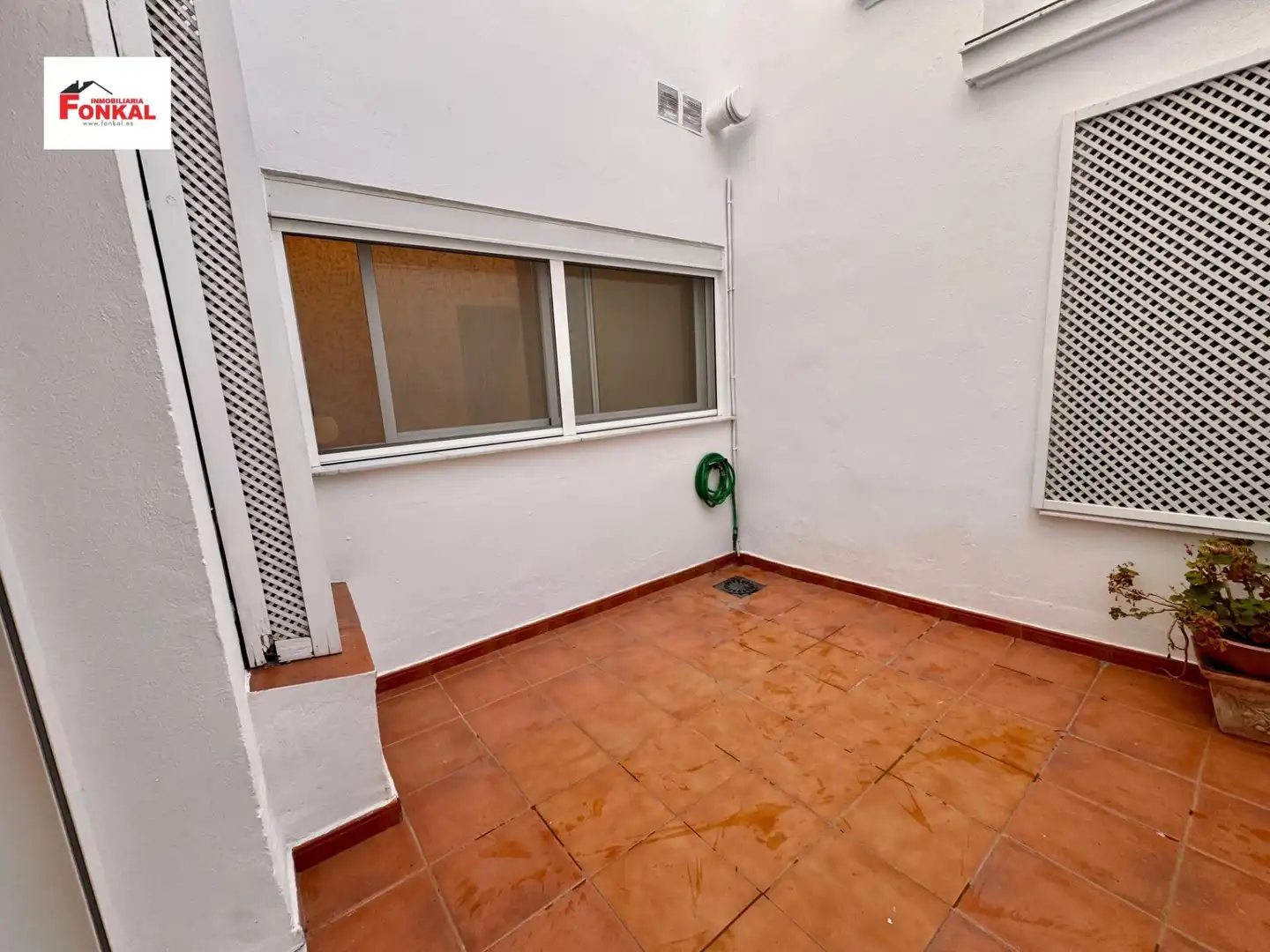 Terraza de Piso de alquiler en Jerez de la Frontera con Aire acondicionado, Calefacción y Amueblado