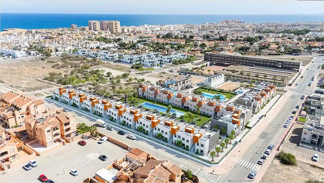 Piso con piscina en venta en Nueva Torrevieja - Aguas Nuevas