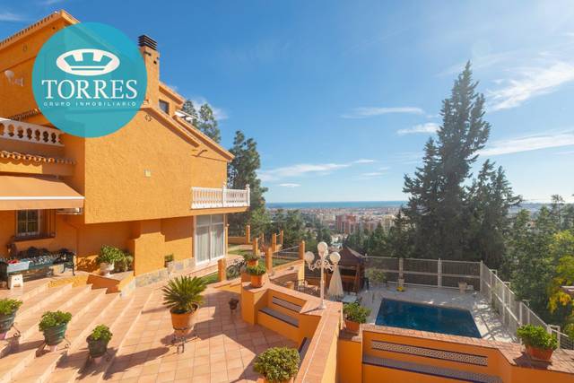 Casa-chalet en Venta en El Atabal