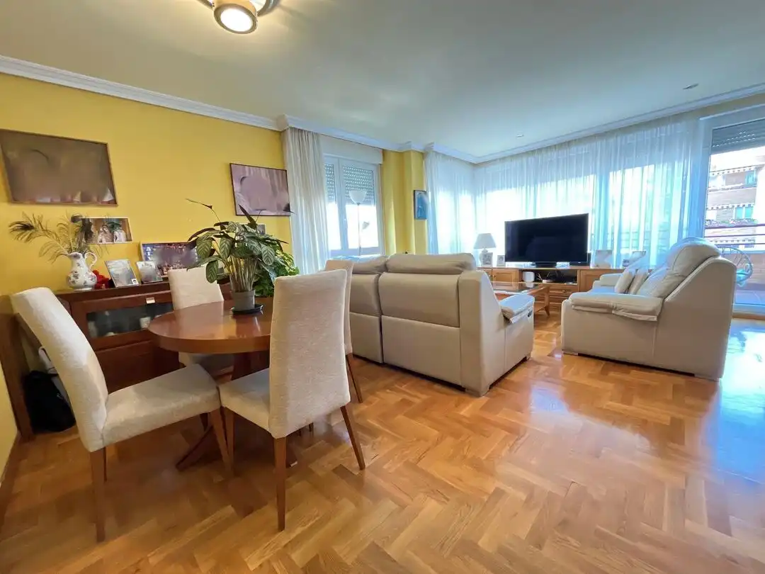 Appartamento con terrazza in vendita a Ronda Cendea de Cizur, imagen 4