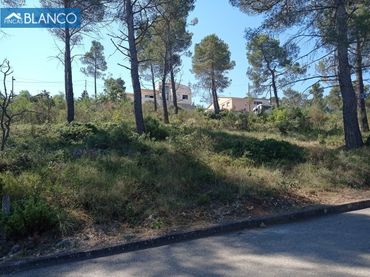 Terreno residencial en venta en Calle EBRE