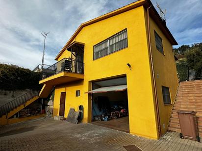 Exterior view of House or chalet for sale in Vallgorguina  with Terrace and Swimming Pool