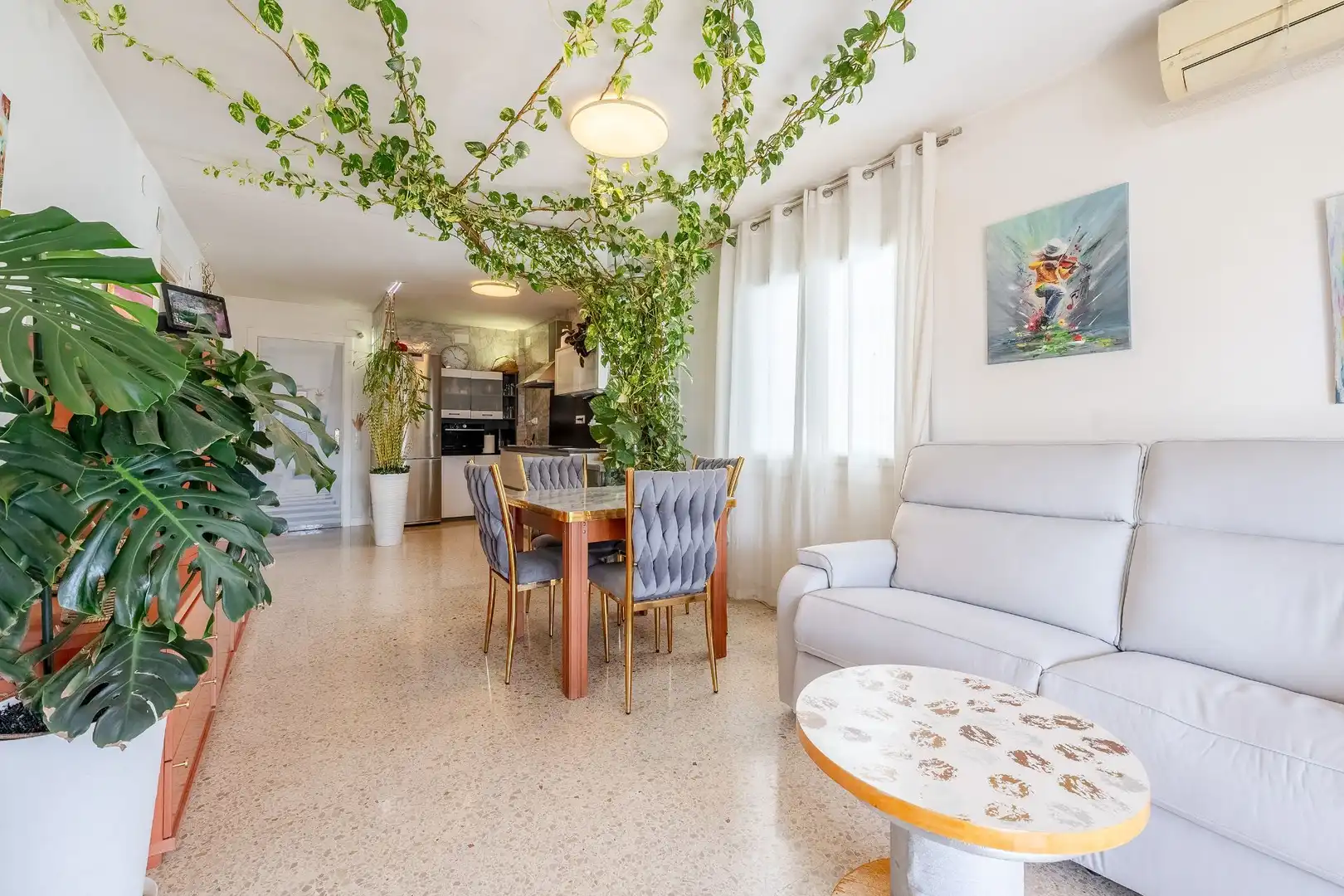 Living room of Flat for sale in Calafell  with Air Conditioner, Heating and Terrace