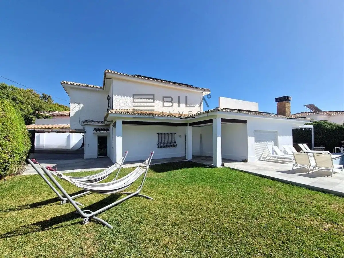 Villa con piscina in vendita a Guadalmemdina, imagen 8