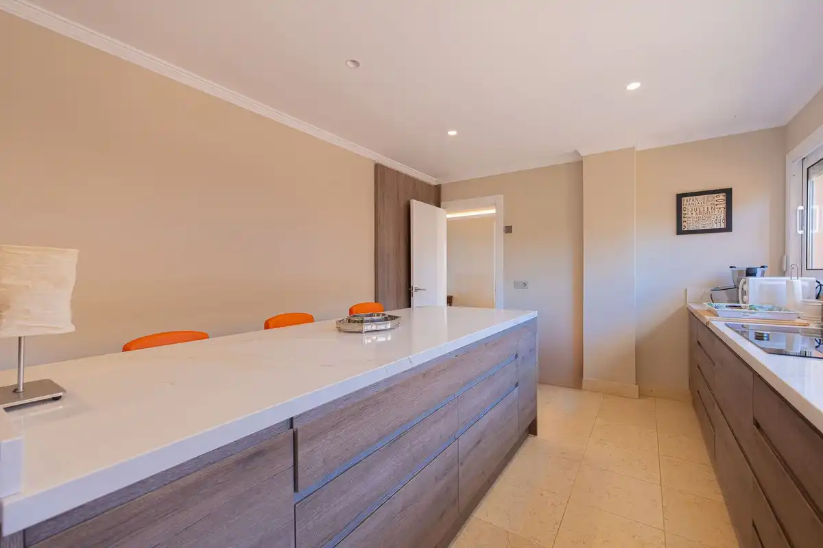 Dúplex amb ascensor en venda a Nueva Andalucía, imagen 14