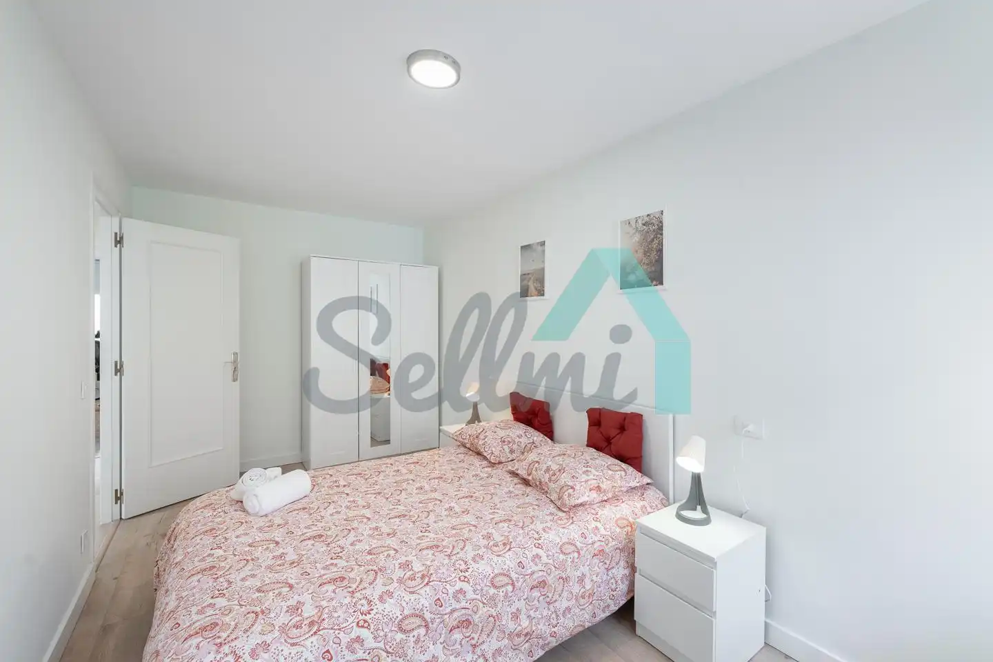 Bedroom of Flat for share in Oviedo   with Heating and Furnished