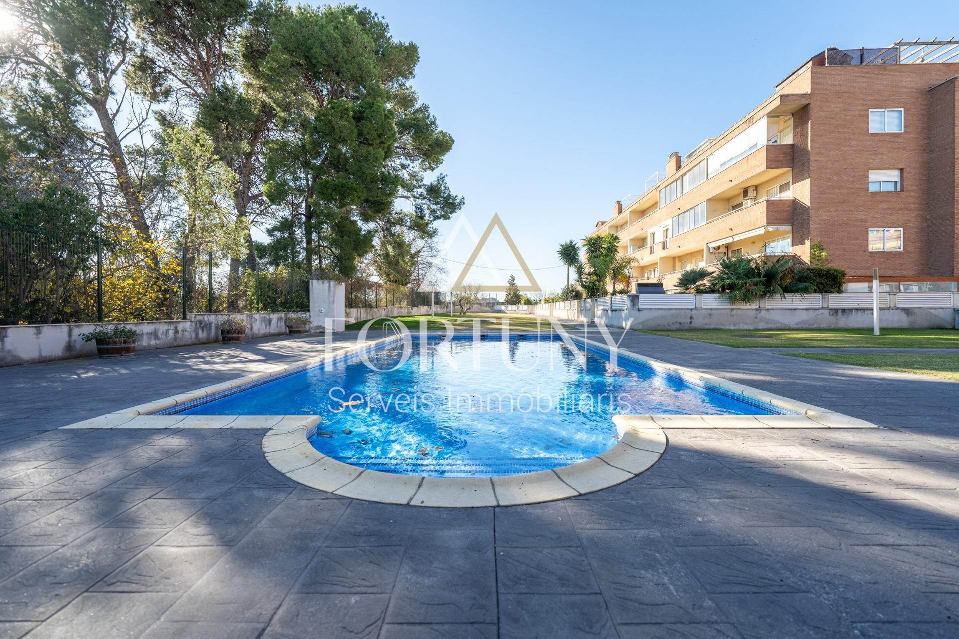 Exterior view of Duplex for sale in Reus  with Private garden, Terrace and Balcony