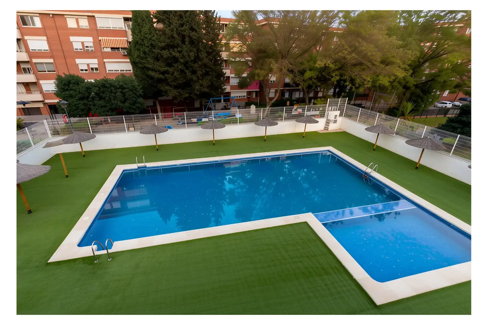 Swimming pool of Flat for sale in Alicante / Alacant  with Air Conditioner and Swimming Pool