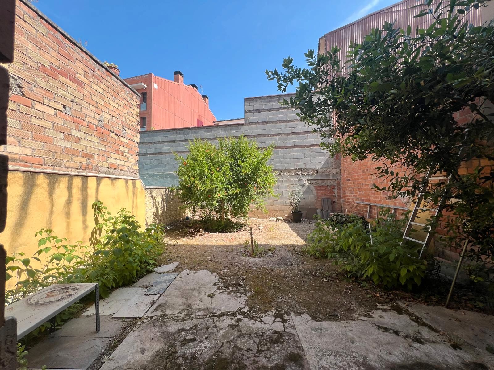 Jardí de Casa o xalet en venda en Igualada amb Jardí privat, Terrassa i Forn