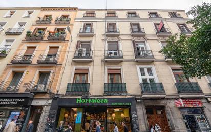 Vista exterior de Pis en venda en  Madrid Capital amb Aire condicionat i Balcó