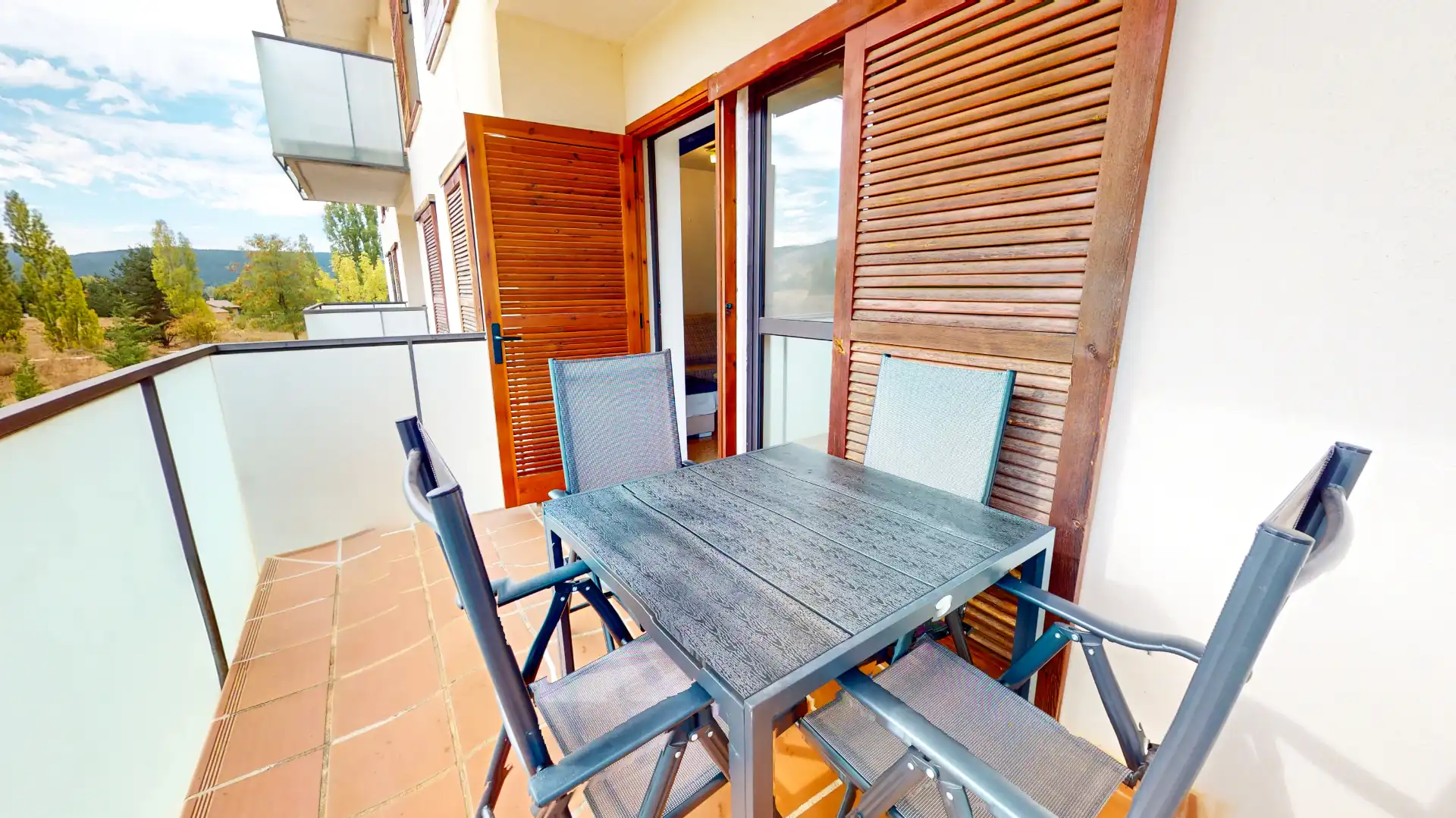 Terraza de Apartamento de alquiler en Alcalá de la Selva con Calefacción, Terraza y Amueblado