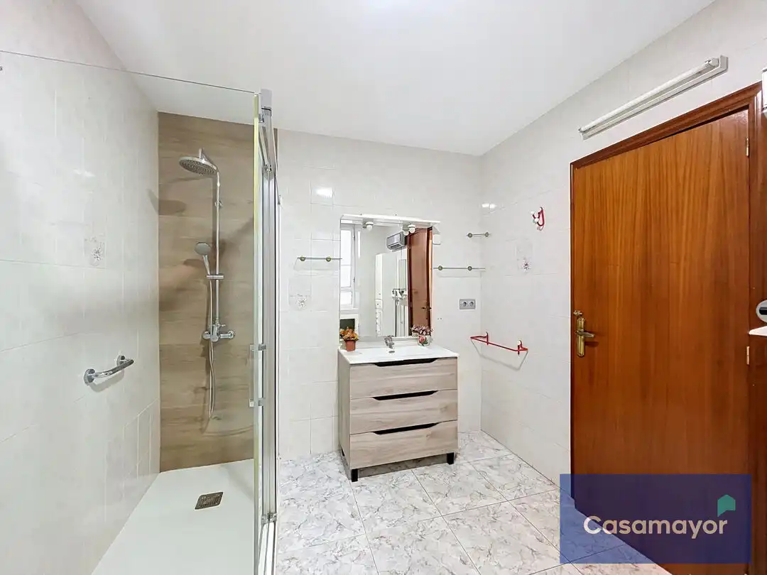 Baño de Piso en venta en Alicante / Alacant