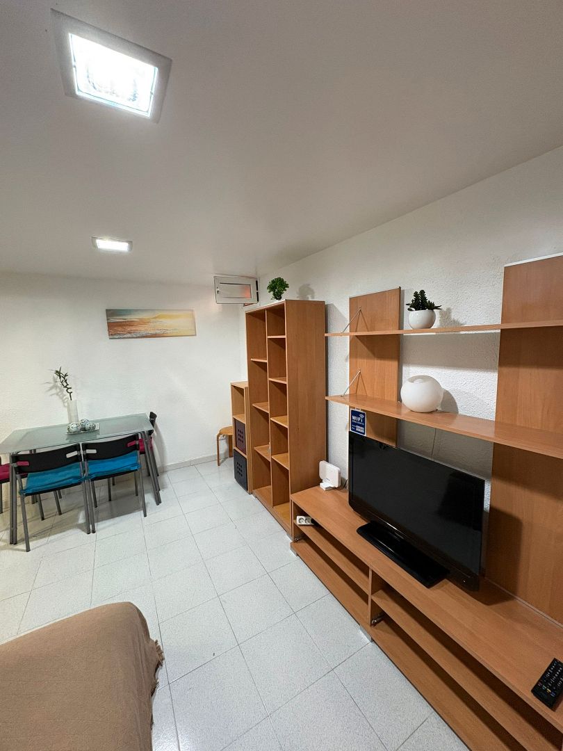 Living room of Flat for sale in L'Hospitalet de Llobregat