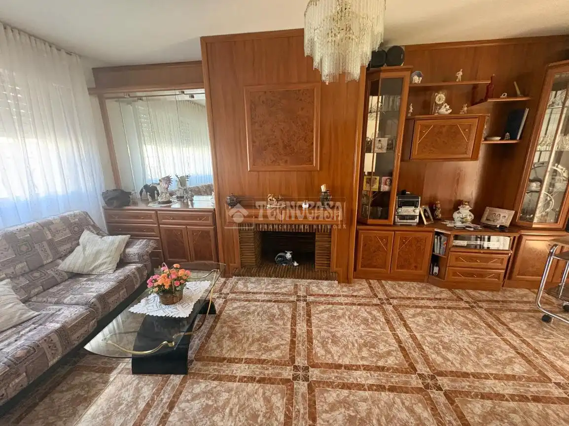 Sala de estar de Casa adosada en venta en Calera y Chozas con Aire acondicionado, Calefacción y Terraza
