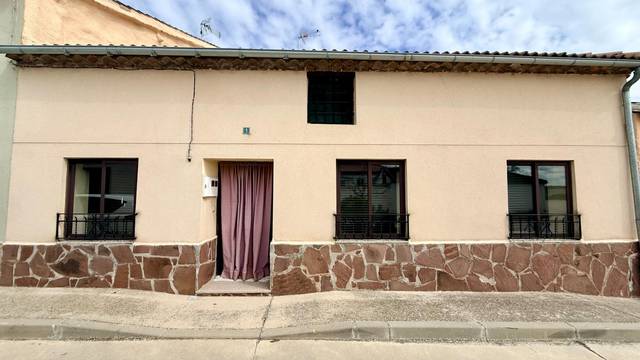 Casa-chalet en Venta en Calle Transformador, 1 en Samboal