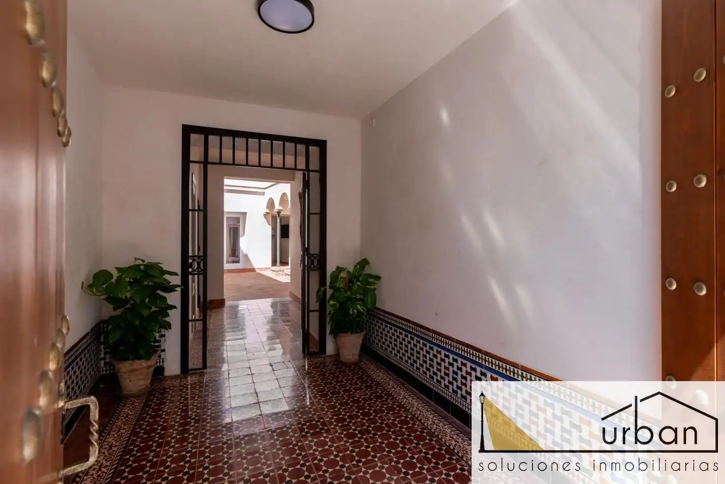 Houses for sale in Chipiona  with Private garden