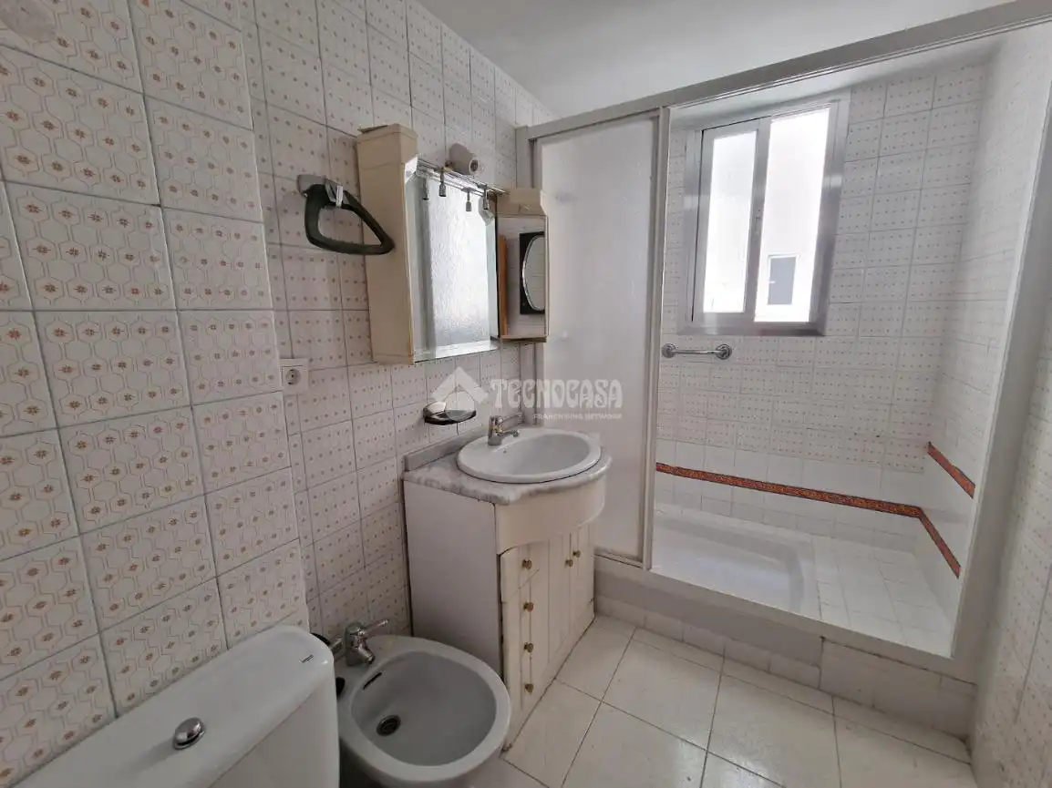 Badezimmer von Wohnung zur Miete in Alcorcón mit Heizung, Terrasse und Möbliert
