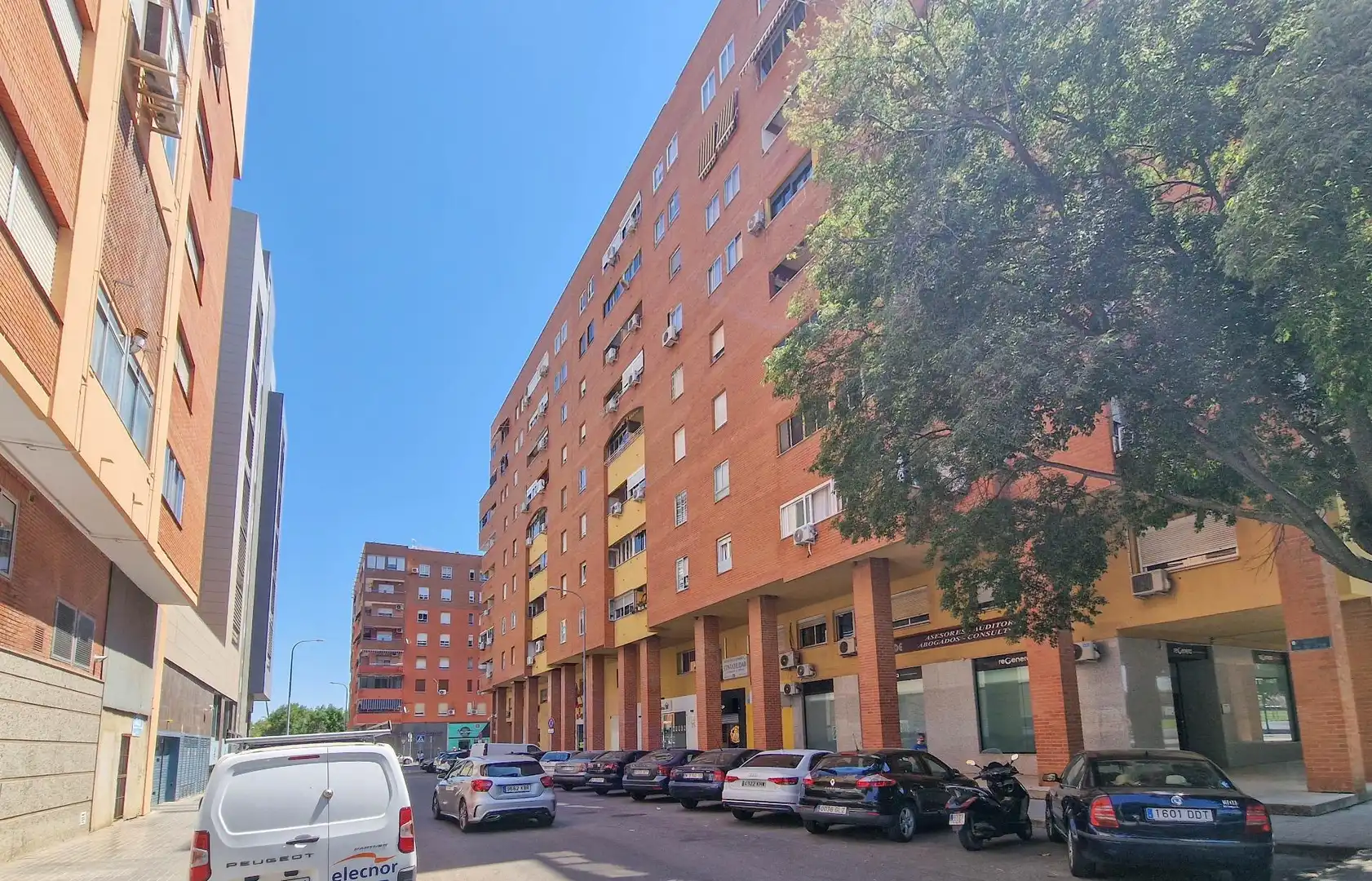 Außenansicht von Wohnung zur Miete in Badajoz mit Möbliert und Balkon