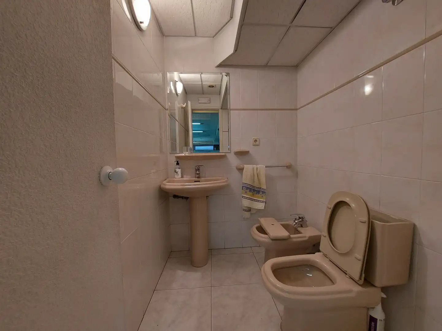 Baño de Local de alquiler en  Logroño
