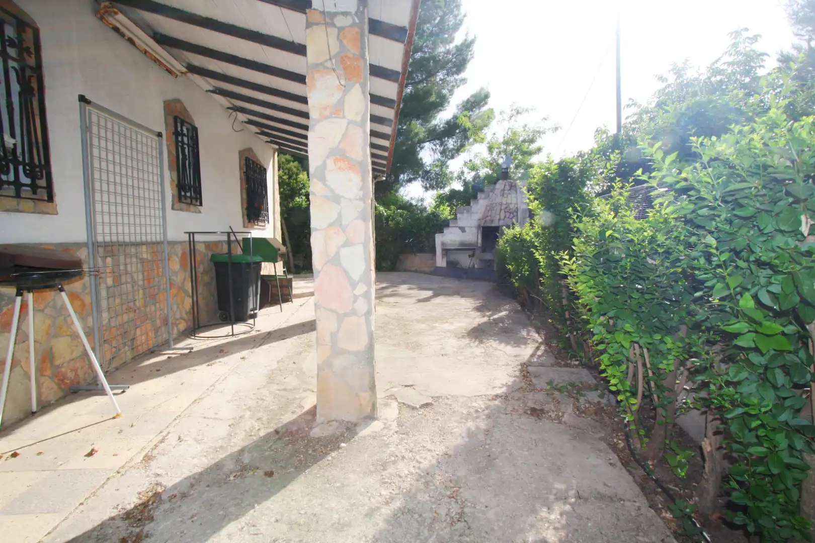 Vista exterior de Casa o xalet en venda en Albacete amb Aire condicionat, Jardí privat i Terrassa