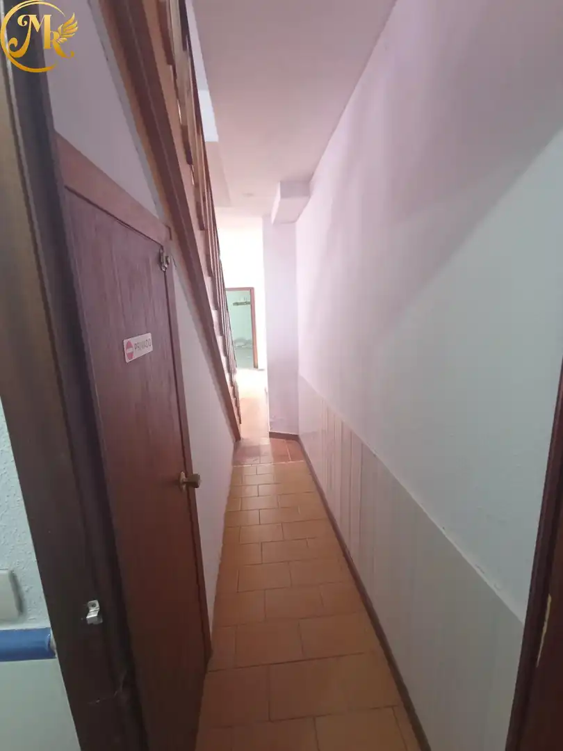 Commercial properties for rent in Santander