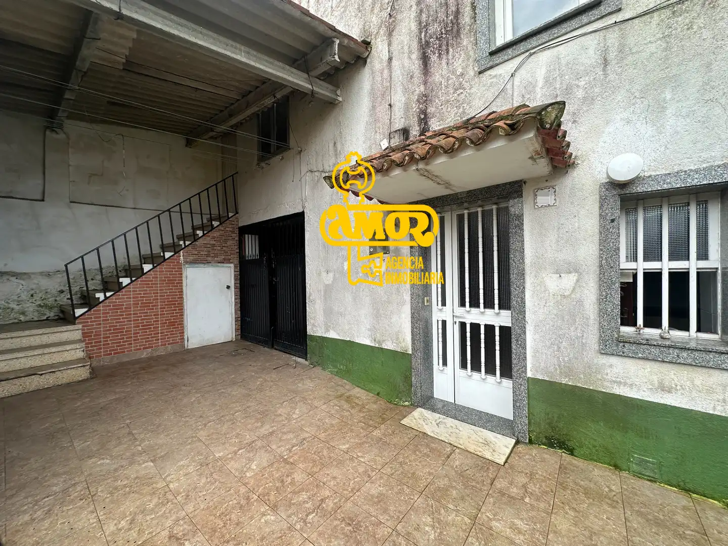 Vista exterior de Casa o chalet en venta en Santiago de Compostela  con Calefacción