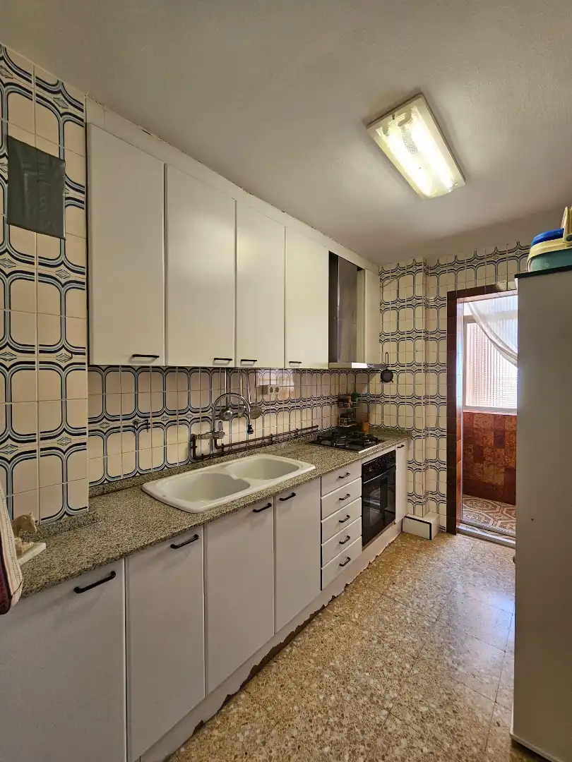 Kitchen of Flat for sale in Tarragona  with Terrace, Oven and Balcony
