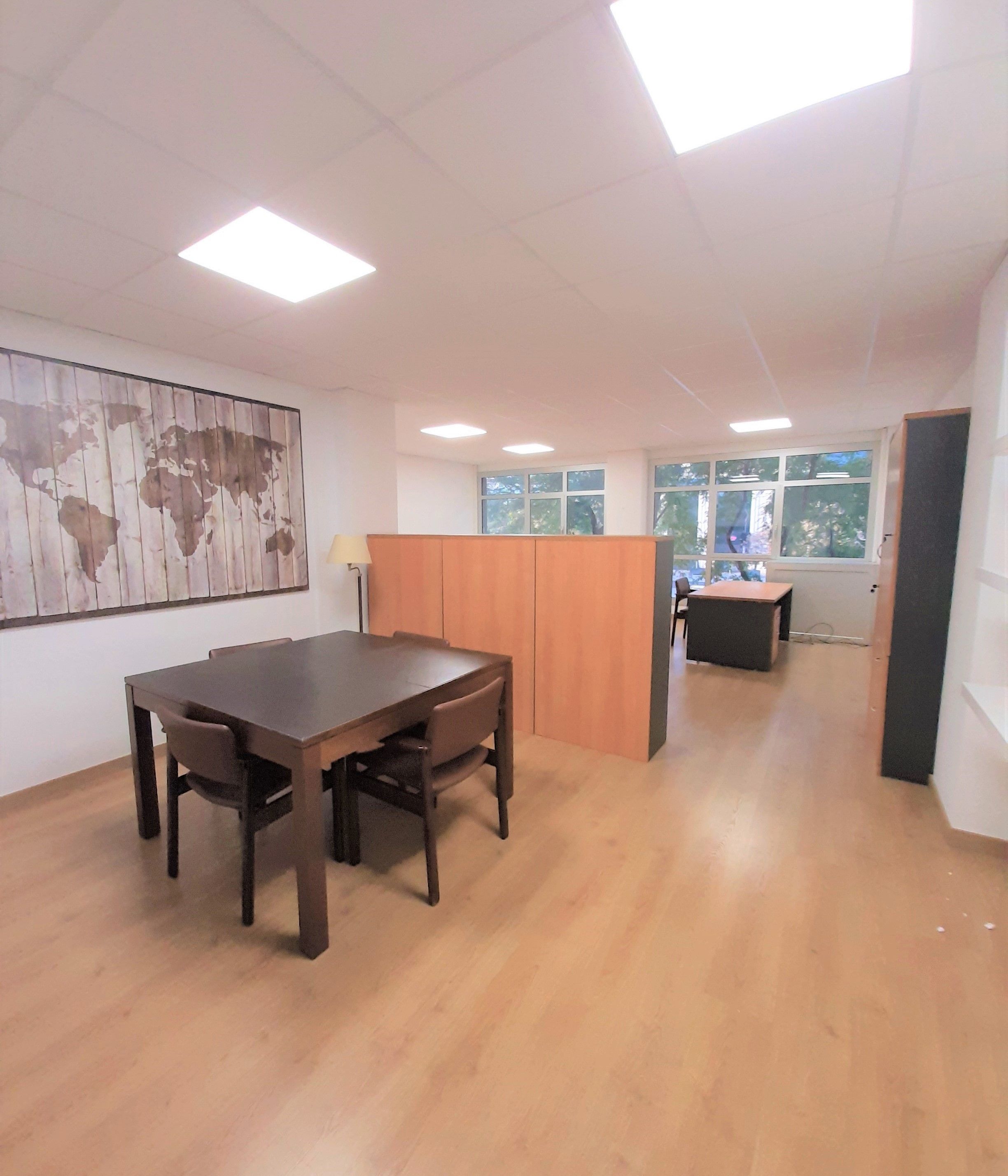 Oficina de lloguer en  Barcelona Capital amb Aire condicionat, Traster i Moblat