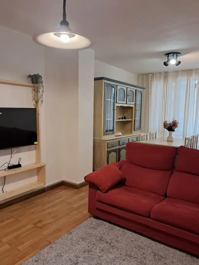 Sala d'estar de Pis de lloguer en Santander amb Calefacció, Parquet i Terrassa