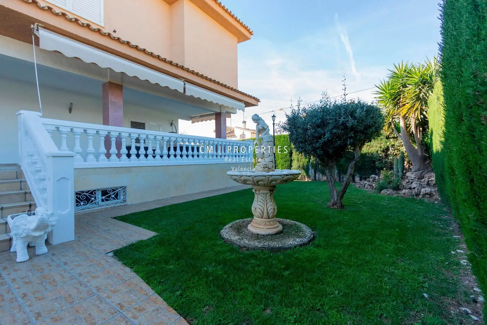 Houses for sale in Malaga, Entrepinos