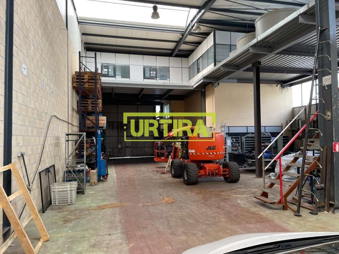 Exterior view of Industrial buildings to rent in Andoain