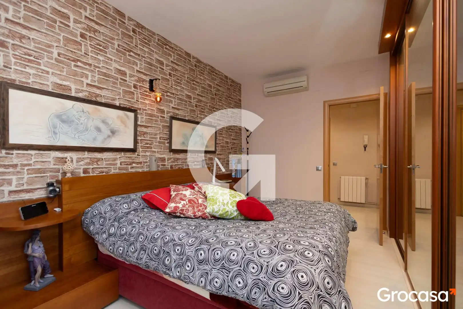 Habitación de Piso en venta en Badalona con Aire acondicionado, Calefacción y Horno