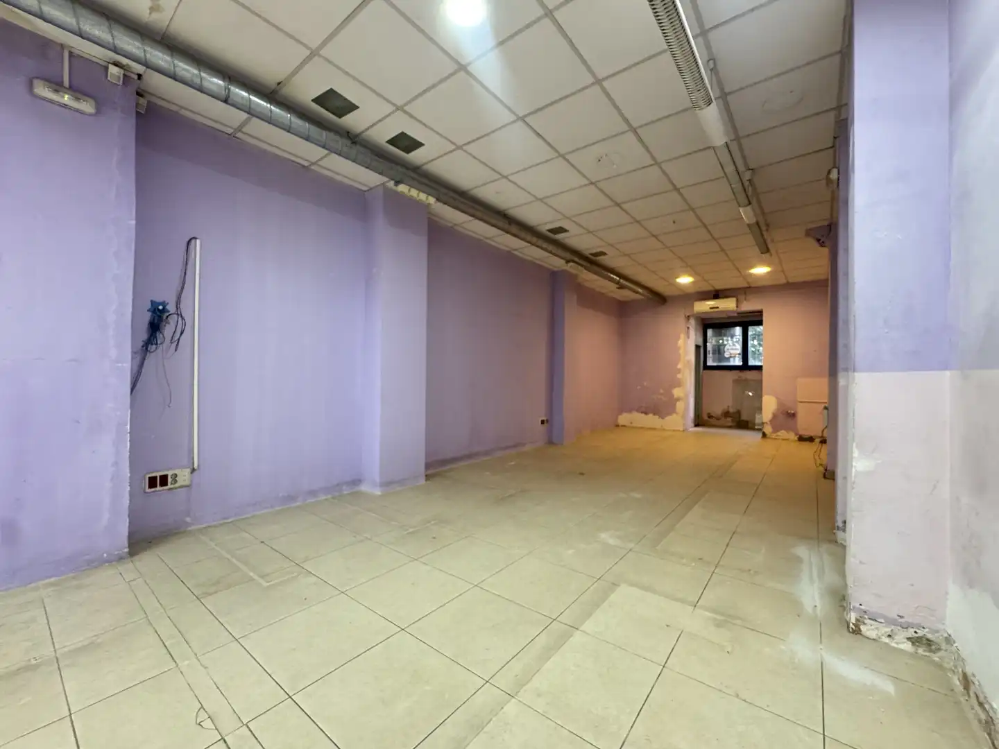 Local en venta en Girona