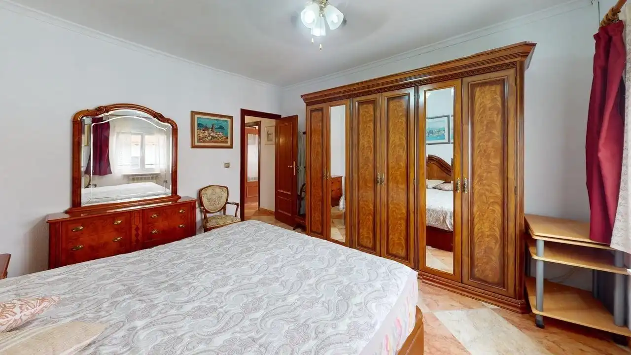 Dormitori de Casa o xalet en venda en L'Alfàs del Pi amb Jardí privat, Terrassa i Traster