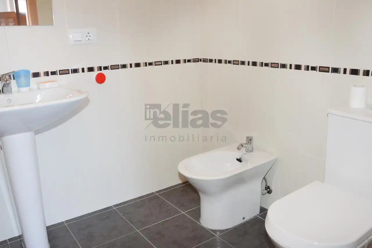 Bathroom of Flat for sale in Cabana de Bergantiños  with Heating, Storage room and Furnished
