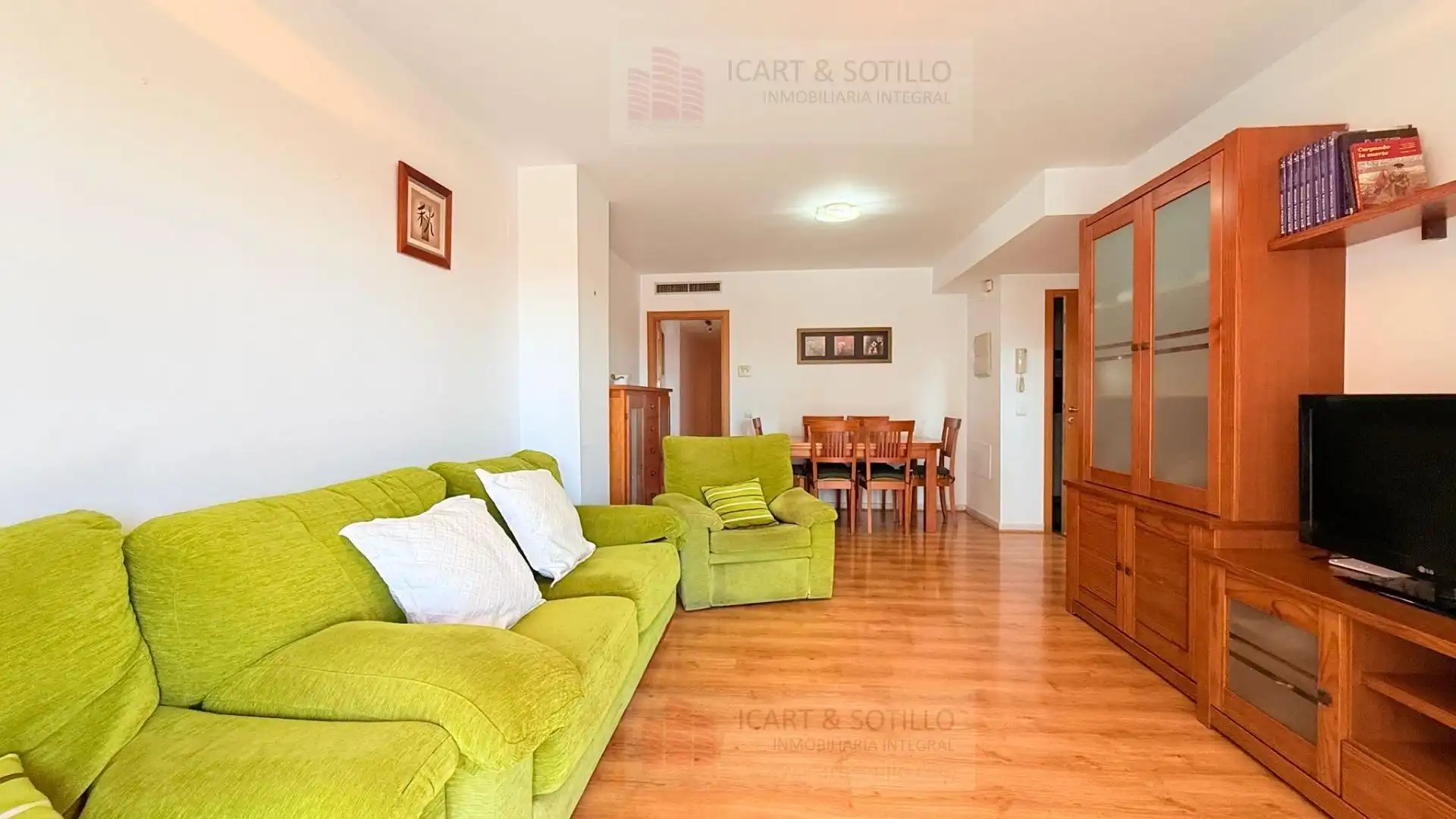 Sala de estar de Piso en venta en Vinaròs con Aire acondicionado, Calefacción y Parquet
