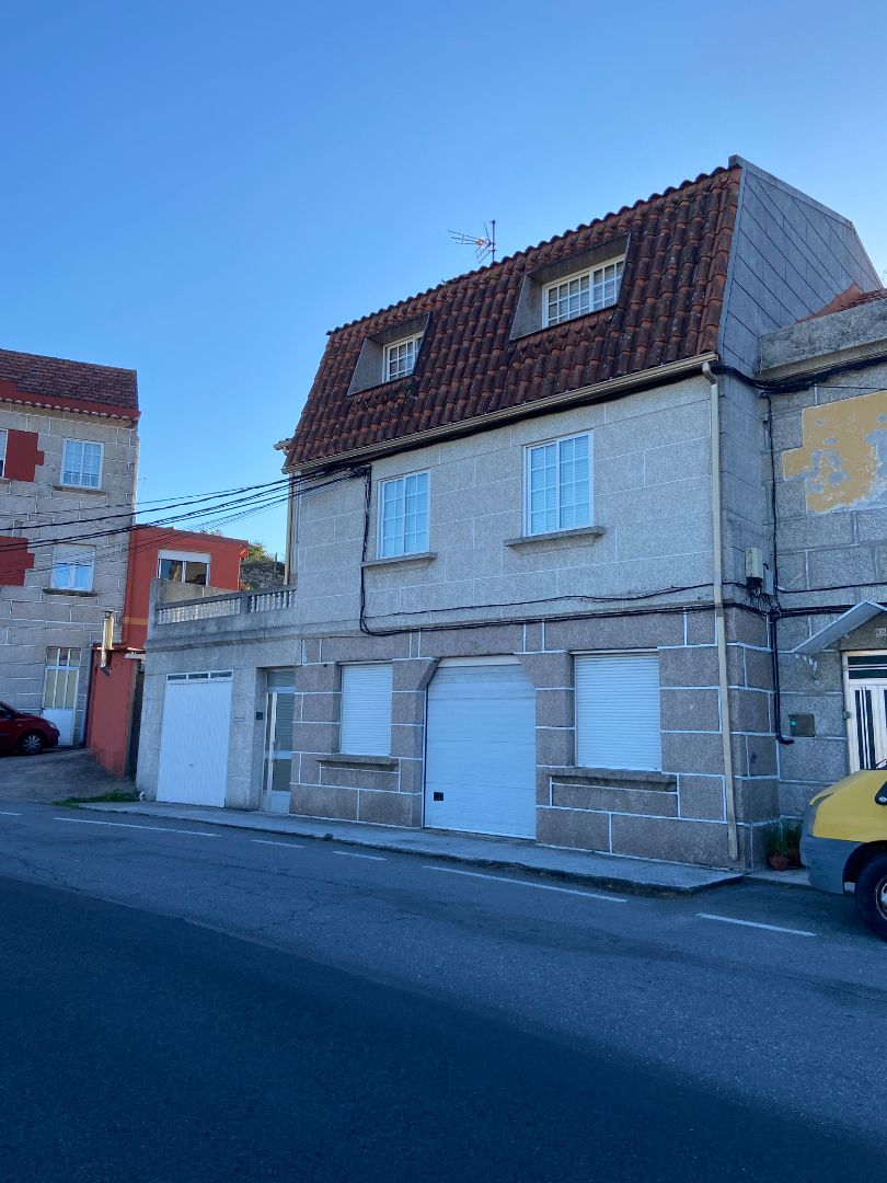 Exterior view of House or chalet for sale in Vigo   with Heating, Parquet flooring and Terrace