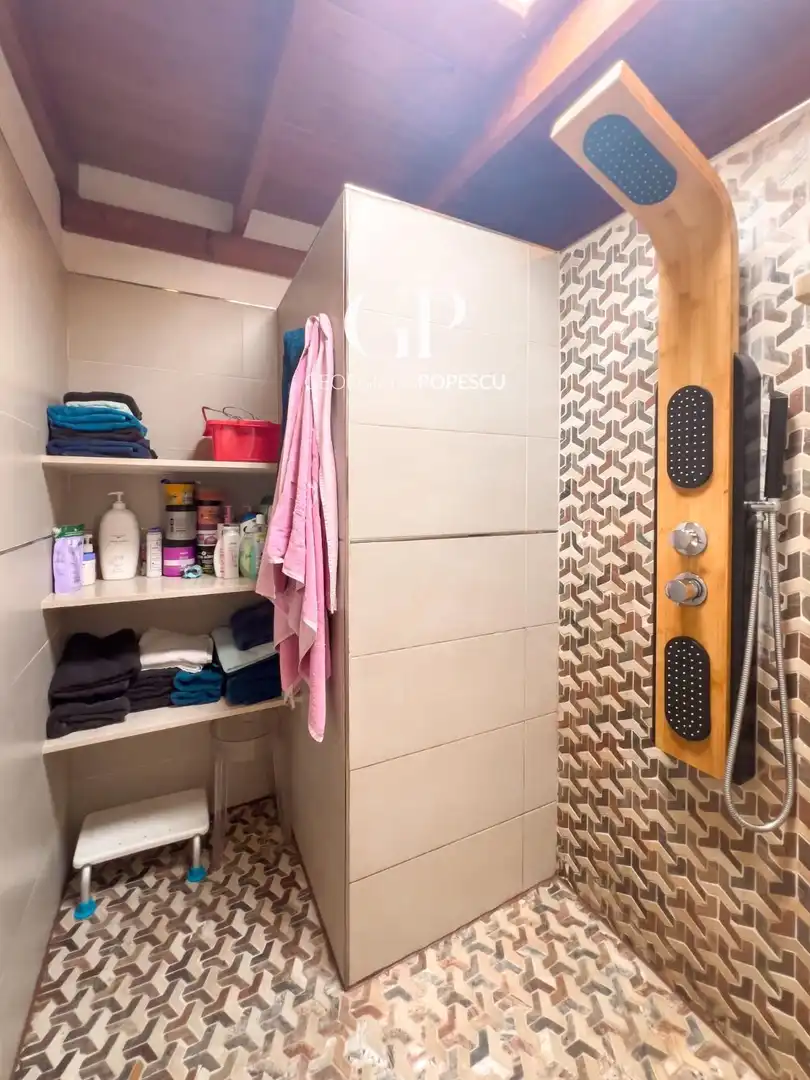 Badezimmer von Haus oder Chalet zum Verkauf in Antigua mit Klimaanlage, Privatgarten und Terrasse