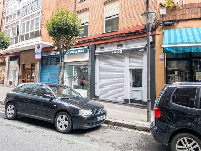 Local comercial en Venta en Zamakola Kalea en La Peña