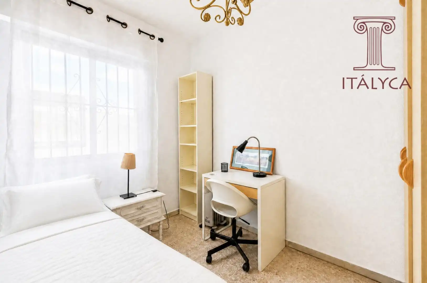 Appartamento con terrazza in vendita a Casco Antiguo, imagen 4