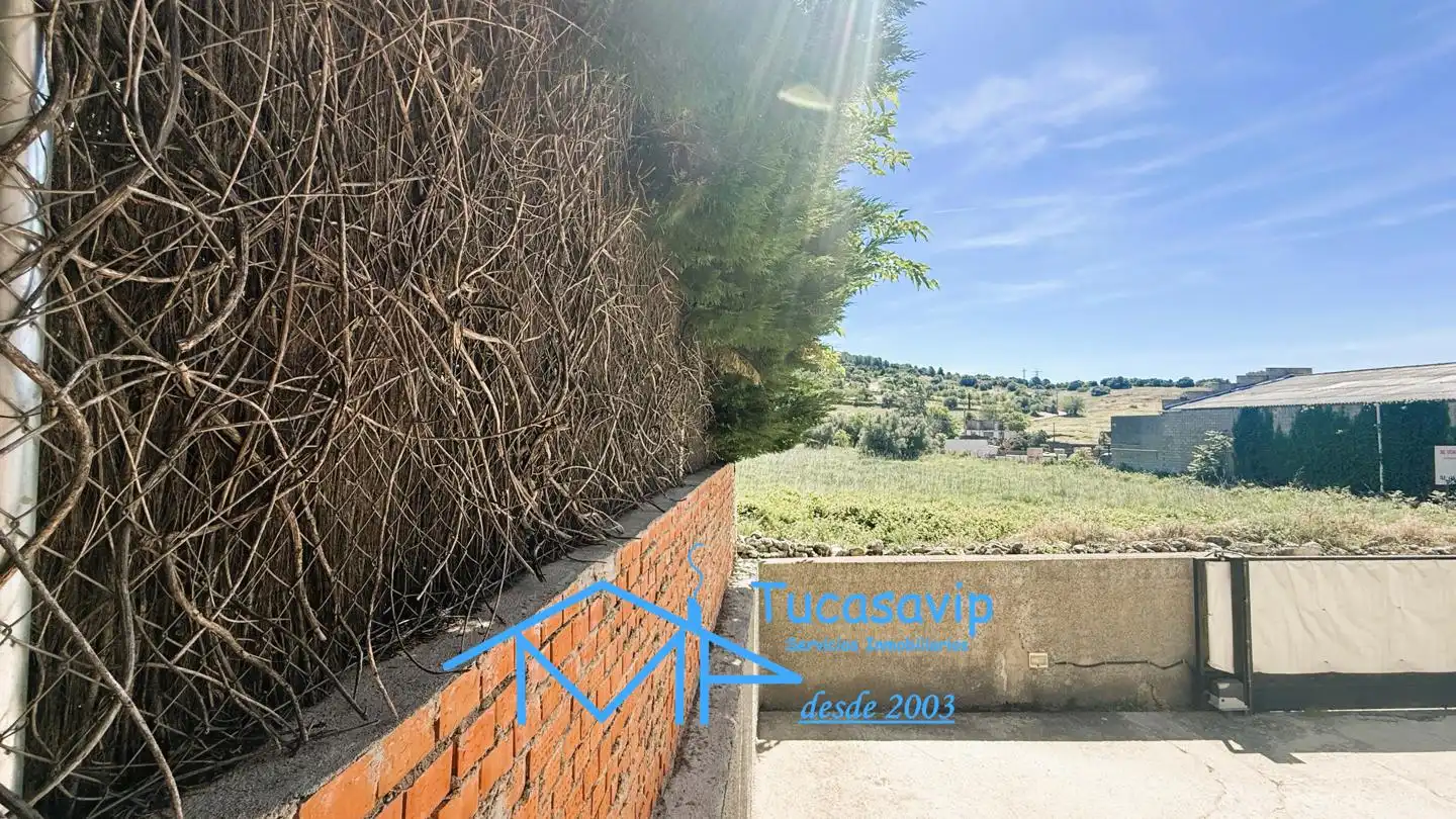 Casa o chalet en venta en Cebreros con Aire acondicionado, Jardín privado y Terraza