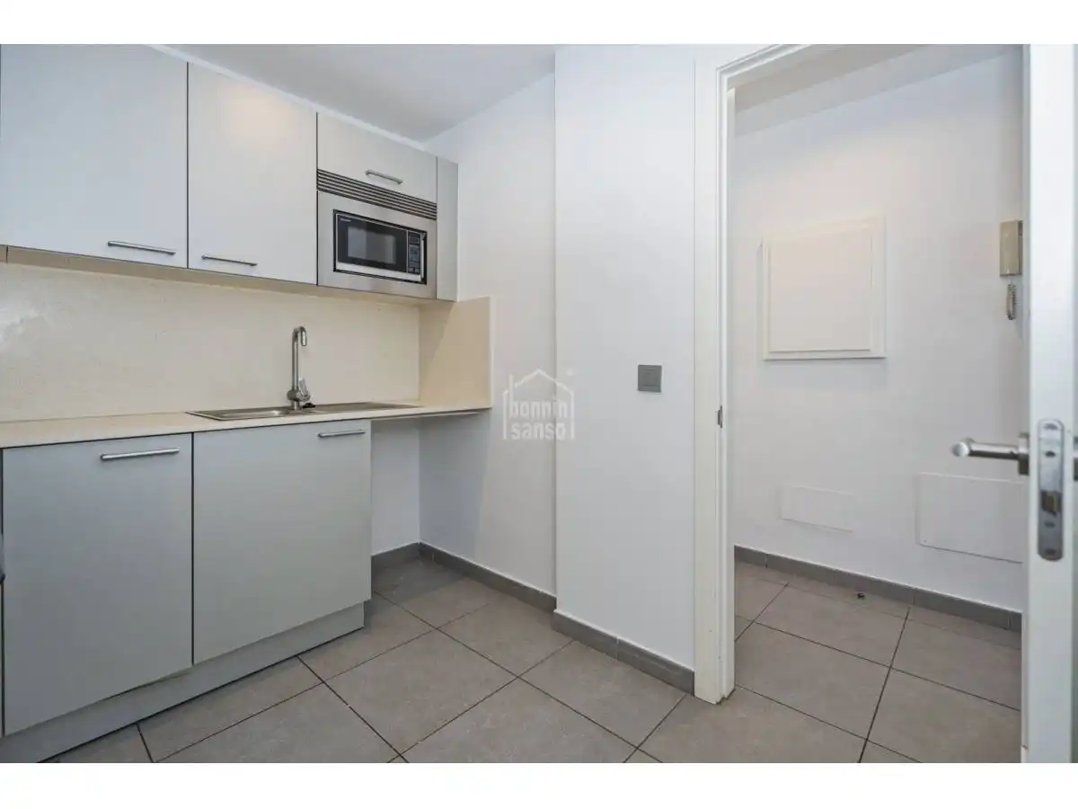 Cuina de Apartament en venda en Es Mercadal amb Calefacció, Terrassa i Piscina