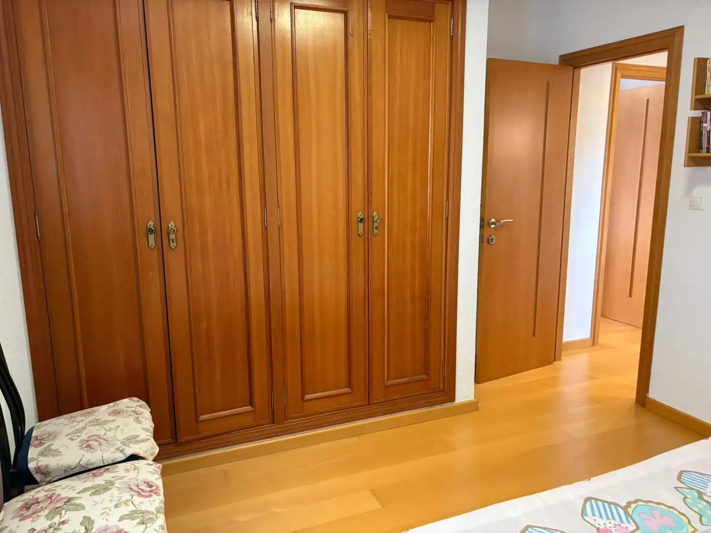 Bedroom of Houses for sale in L'Eliana  with Air Conditioner, Heating and Private garden