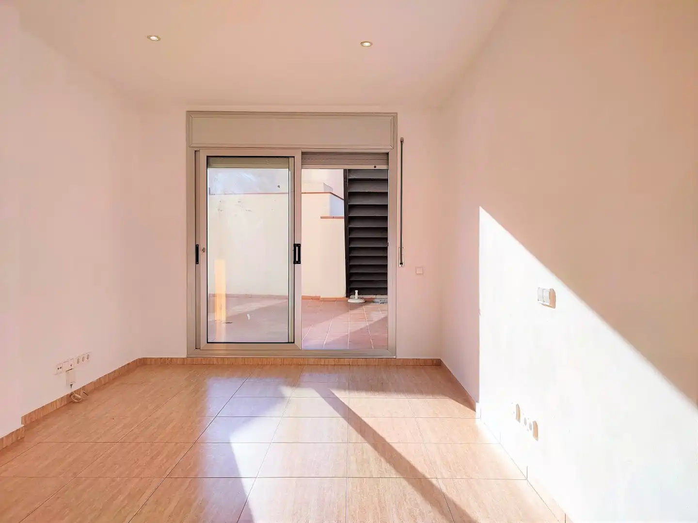 Balcony of Flat for sale in Mataró  with Air Conditioner, Heating and Terrace